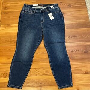 Judy Blue Dark Blue Skinny Jeans 20w Great condition